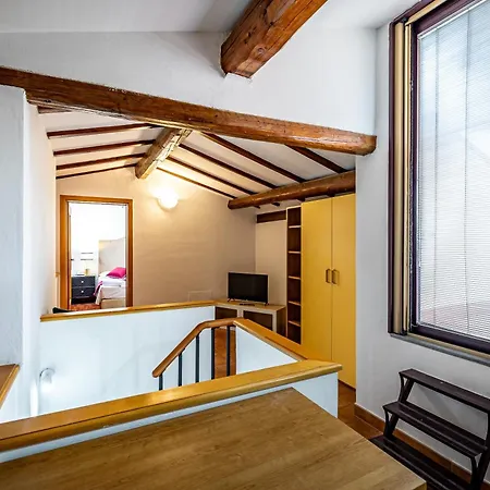 Yd Florentine Charm & Comfort *